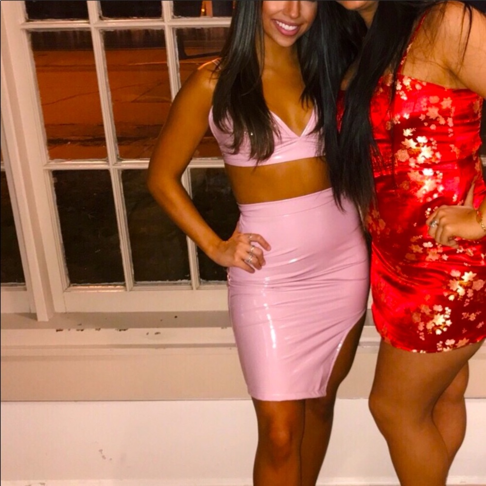 🏷️PINK 2 PIECE MATCHING SKIRT SET